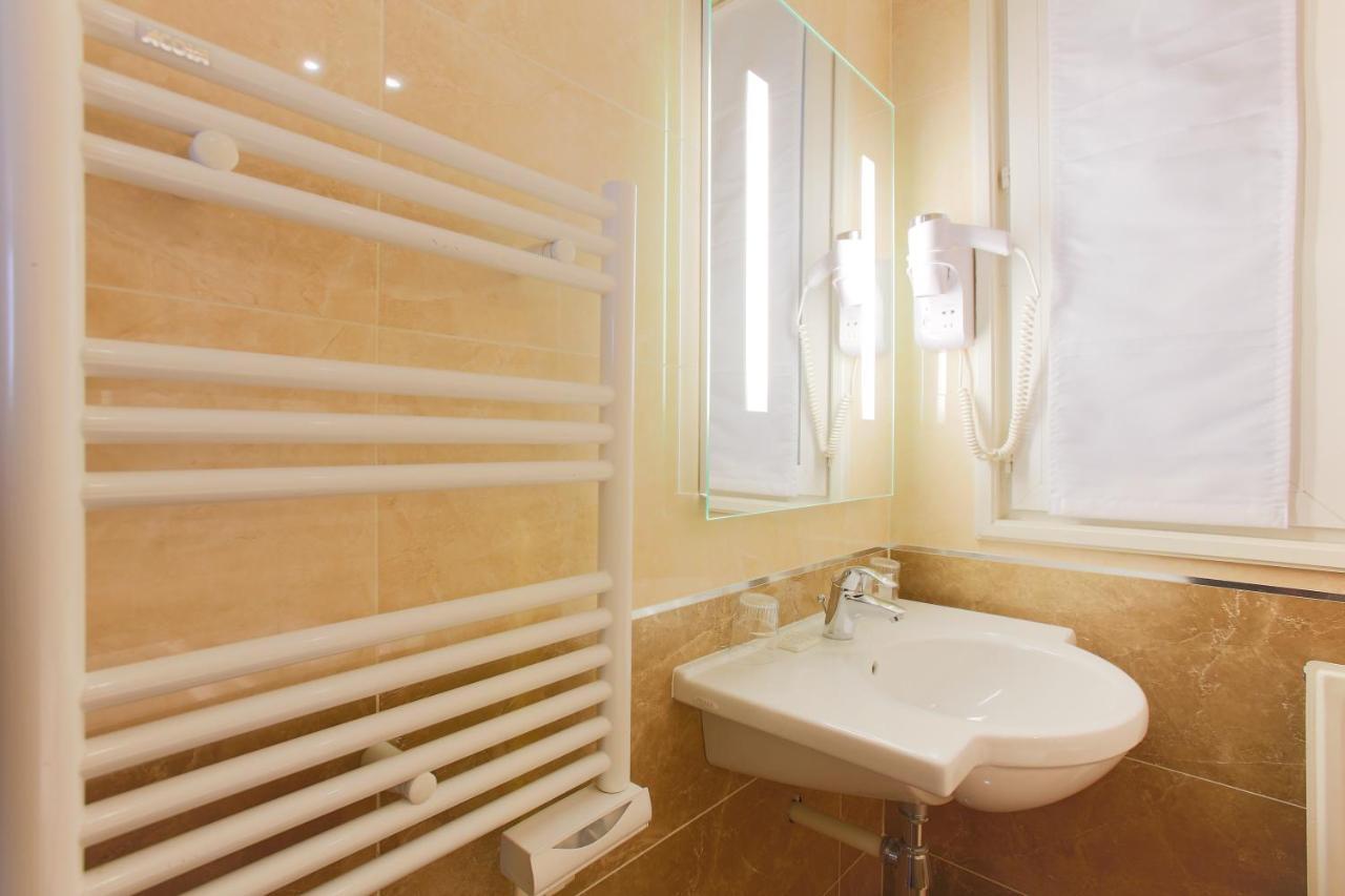 Hotel Bellevue Saint-Lazare Paris Eksteriør billede