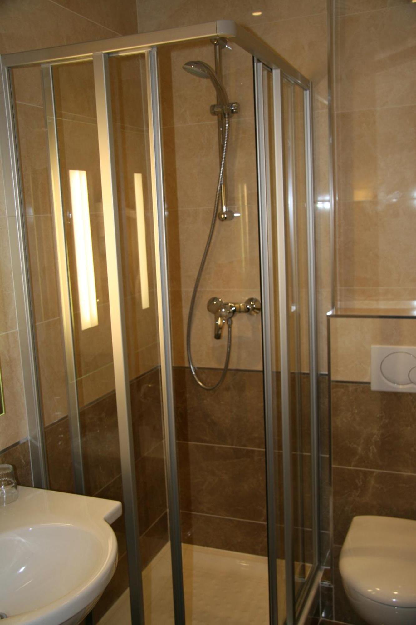 Hotel Bellevue Saint-Lazare Paris Eksteriør billede